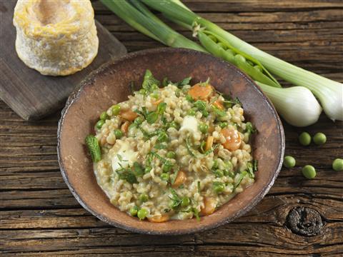 Risotto de blé aux petits pois et au Langres